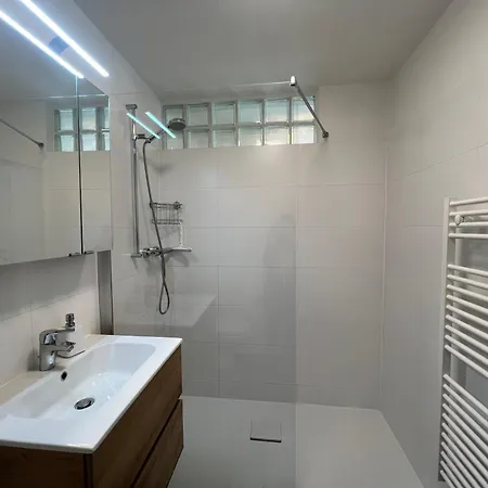 App 3 Min Walk To Seefeld Center Apartmán